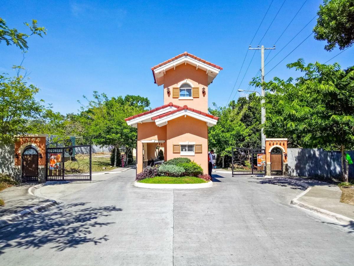 Hillview Apt W/ Pool Access - Free Wifi Tagbilaran City Bagian luar foto